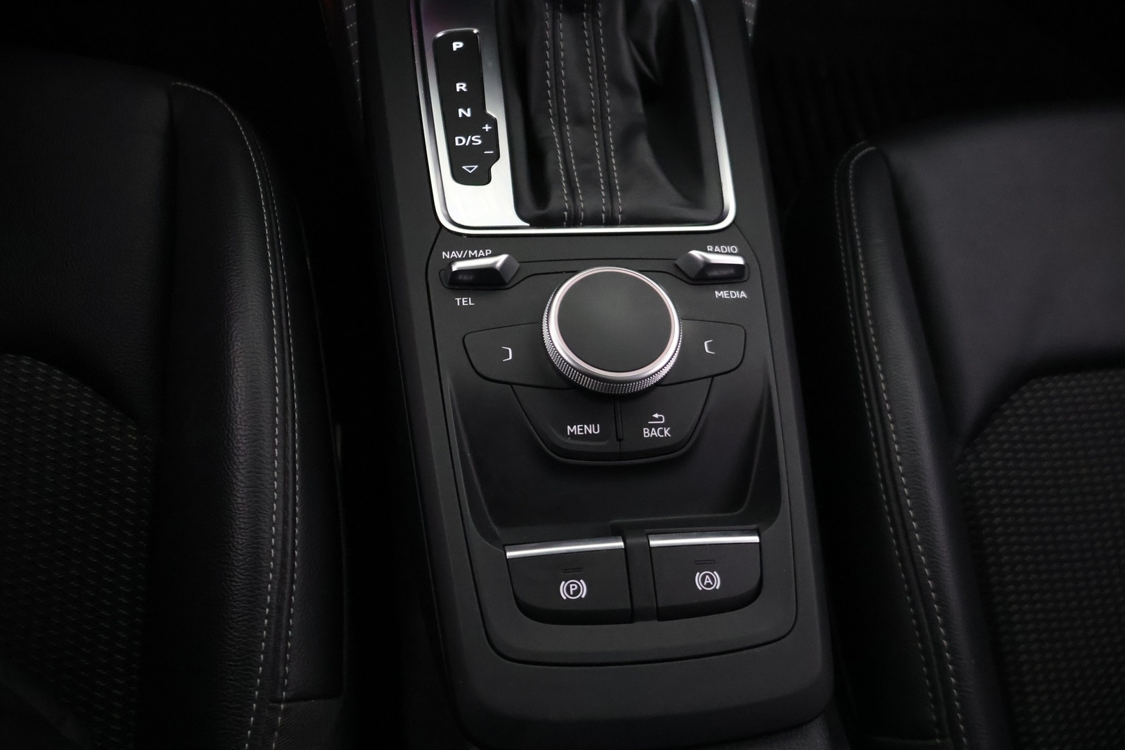 AUDI SQ2 2020