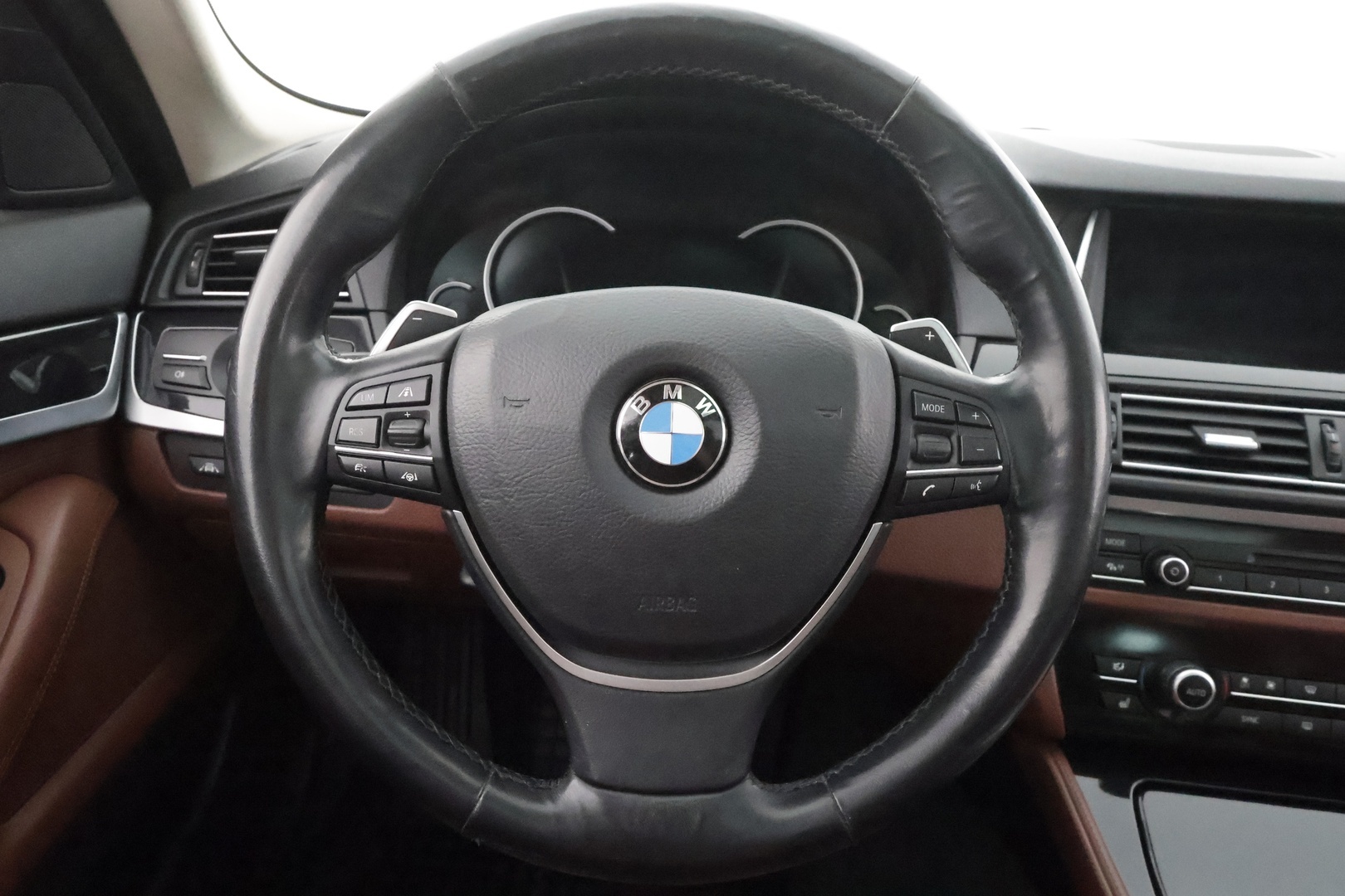 BMW 520 2015
