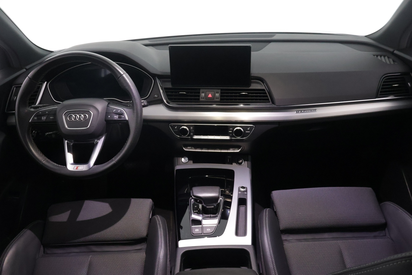 AUDI Q5 2021