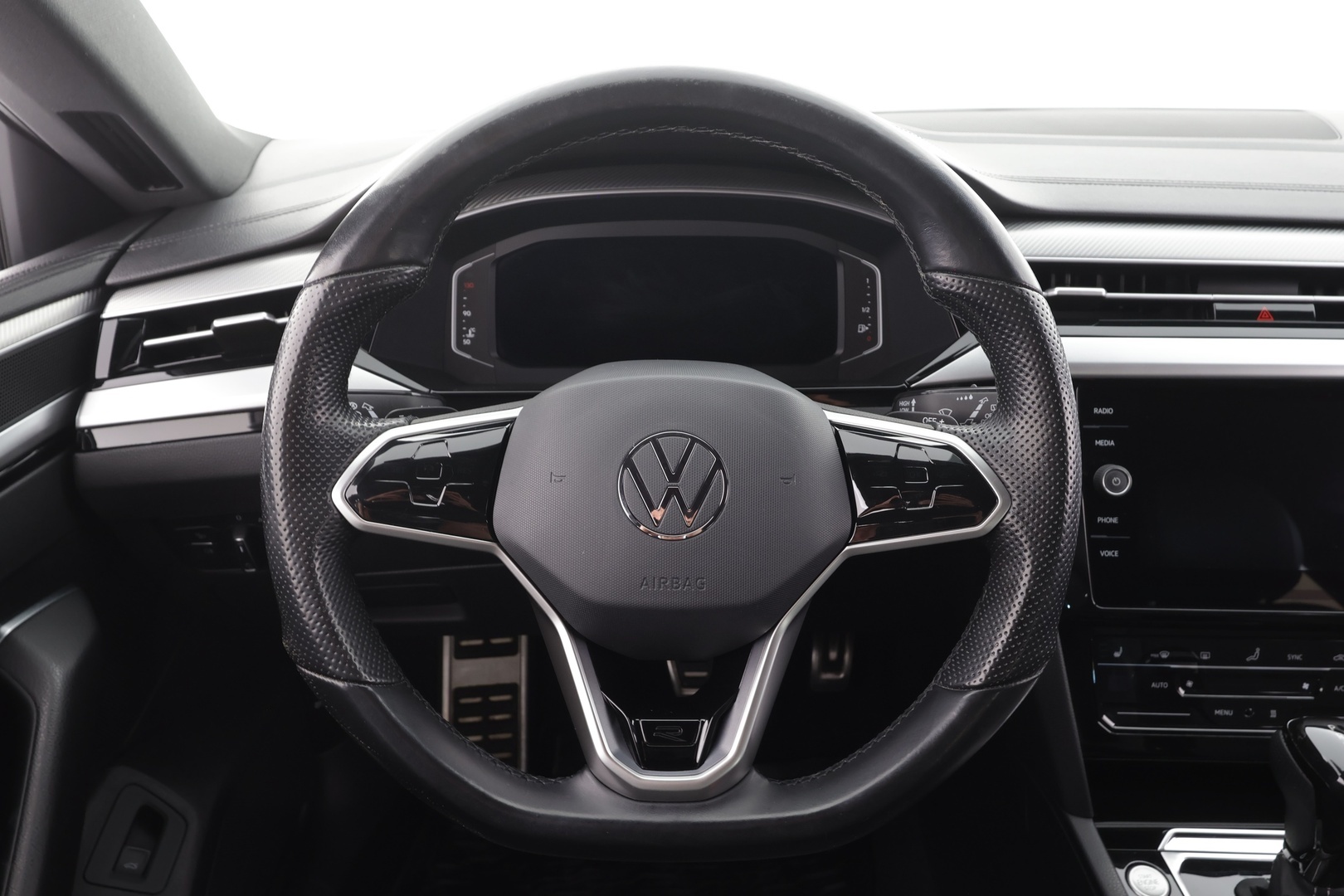 VOLKSWAGEN Arteon 2021