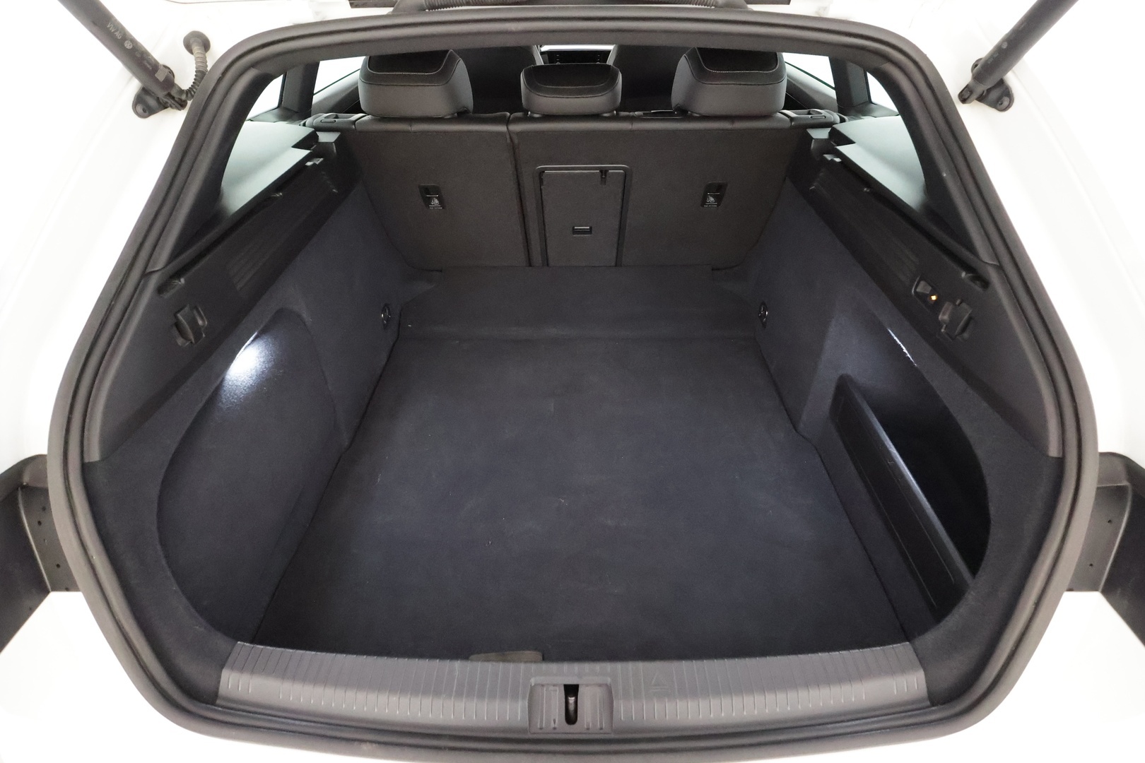 VOLKSWAGEN Arteon 2021