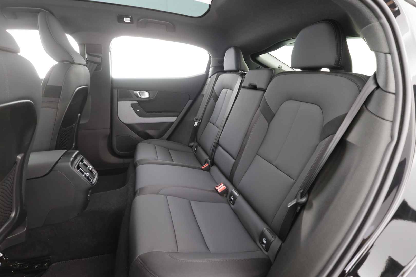 POLESTAR 2 2025
