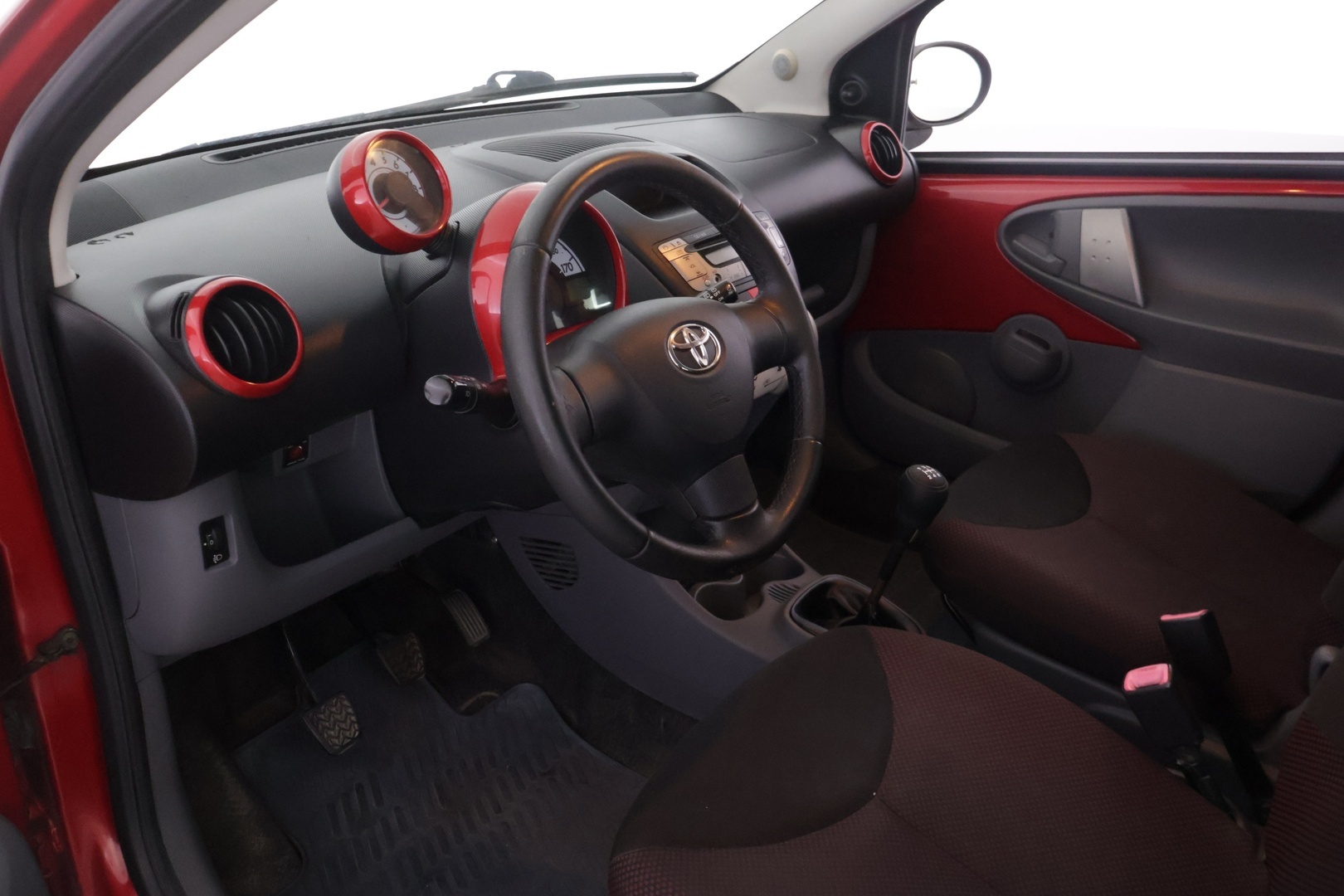 TOYOTA AYGO 2011
