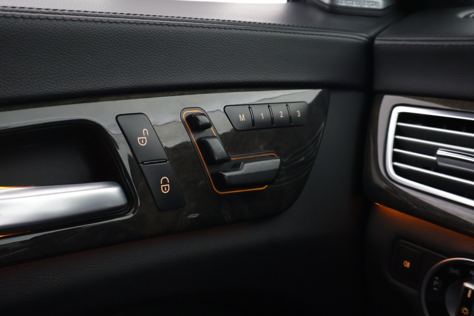 MERCEDES-BENZ CLS 2013