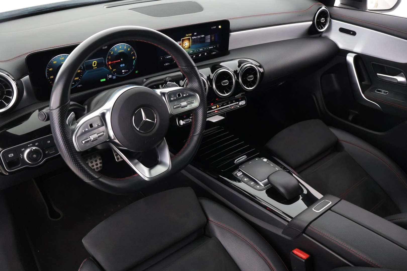 MERCEDES-BENZ CLA 2021