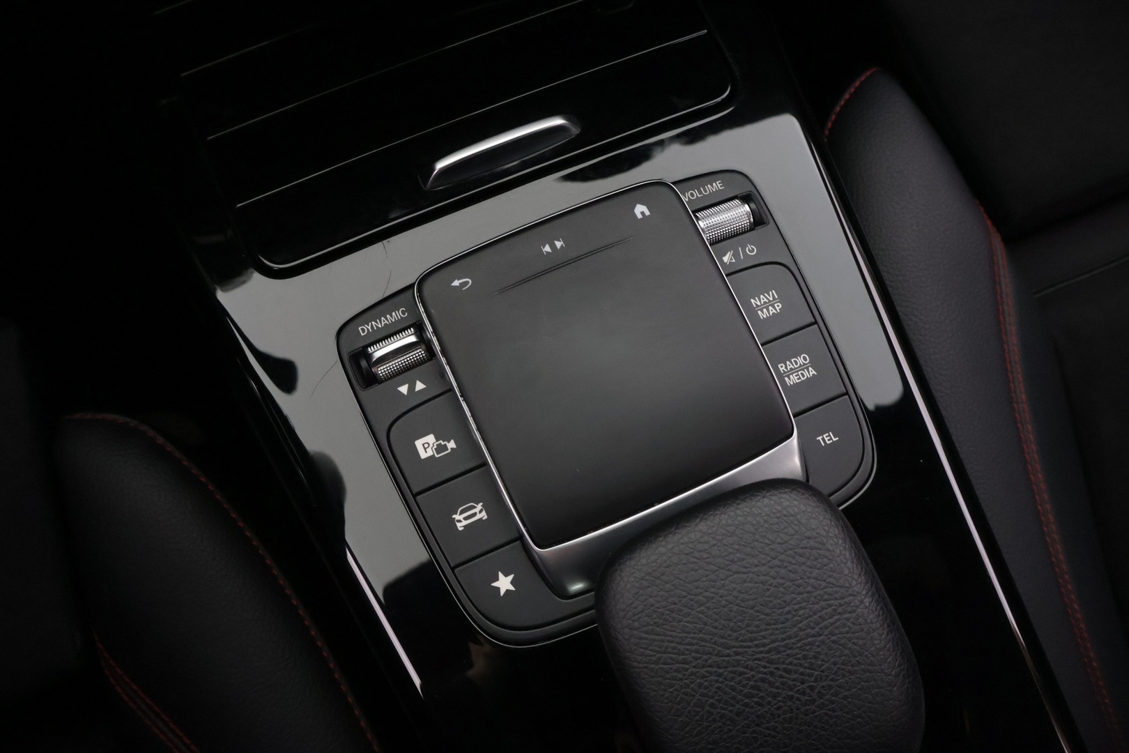 MERCEDES-BENZ CLA 2021