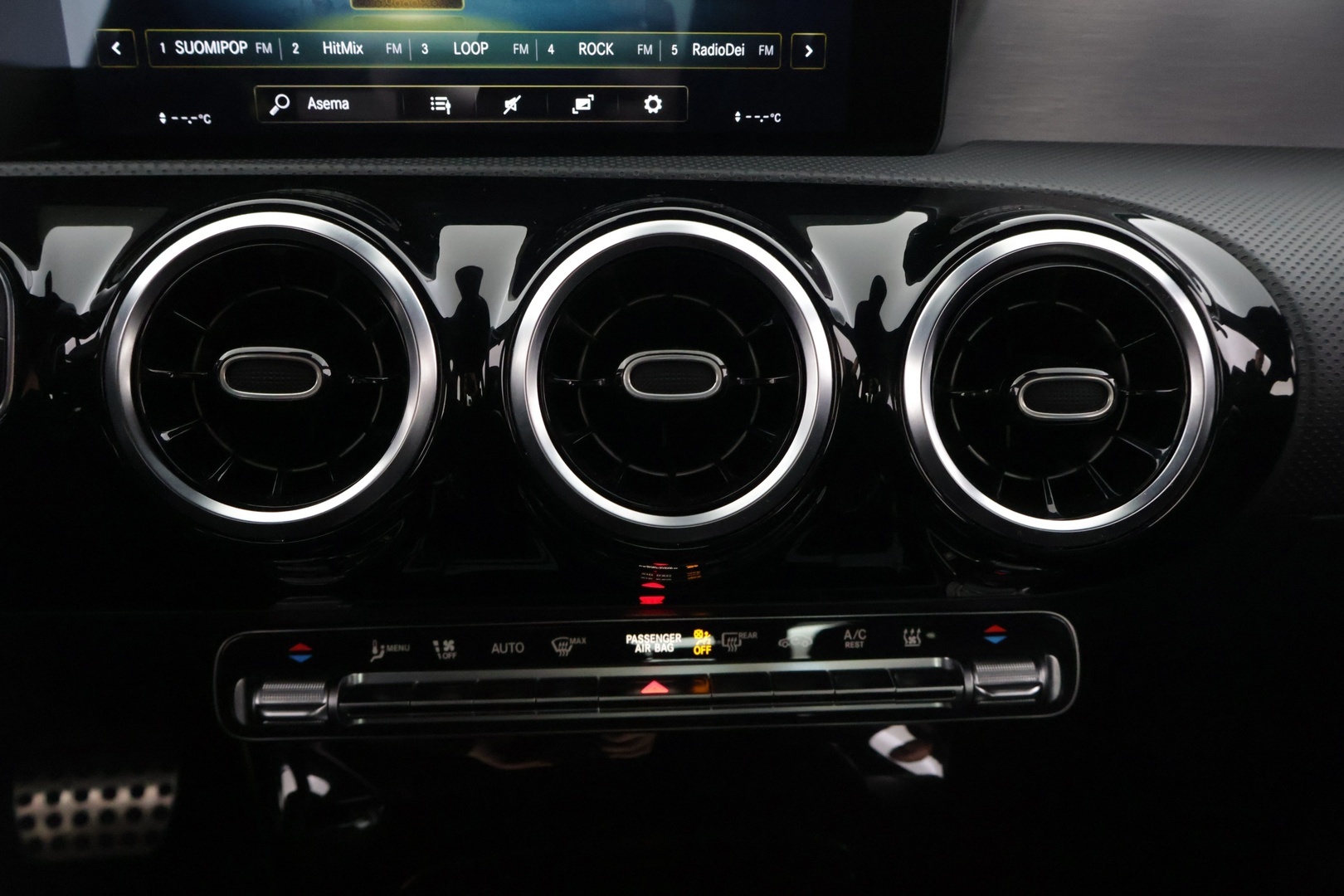 MERCEDES-BENZ CLA 2021