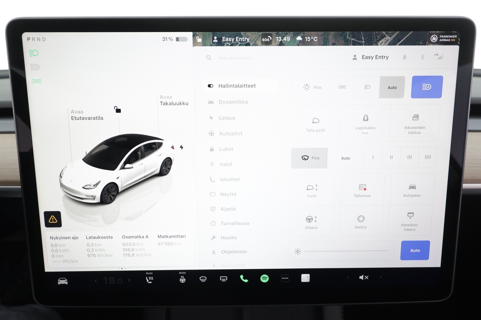 TESLA Model 3 2023