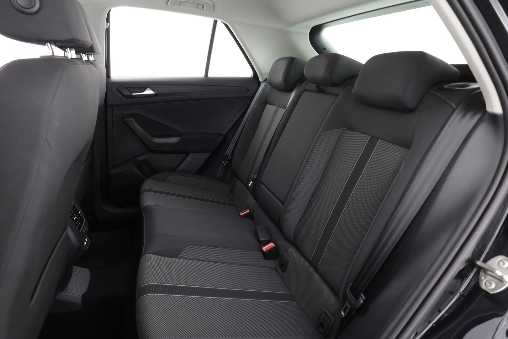 VOLKSWAGEN T-Roc 2024