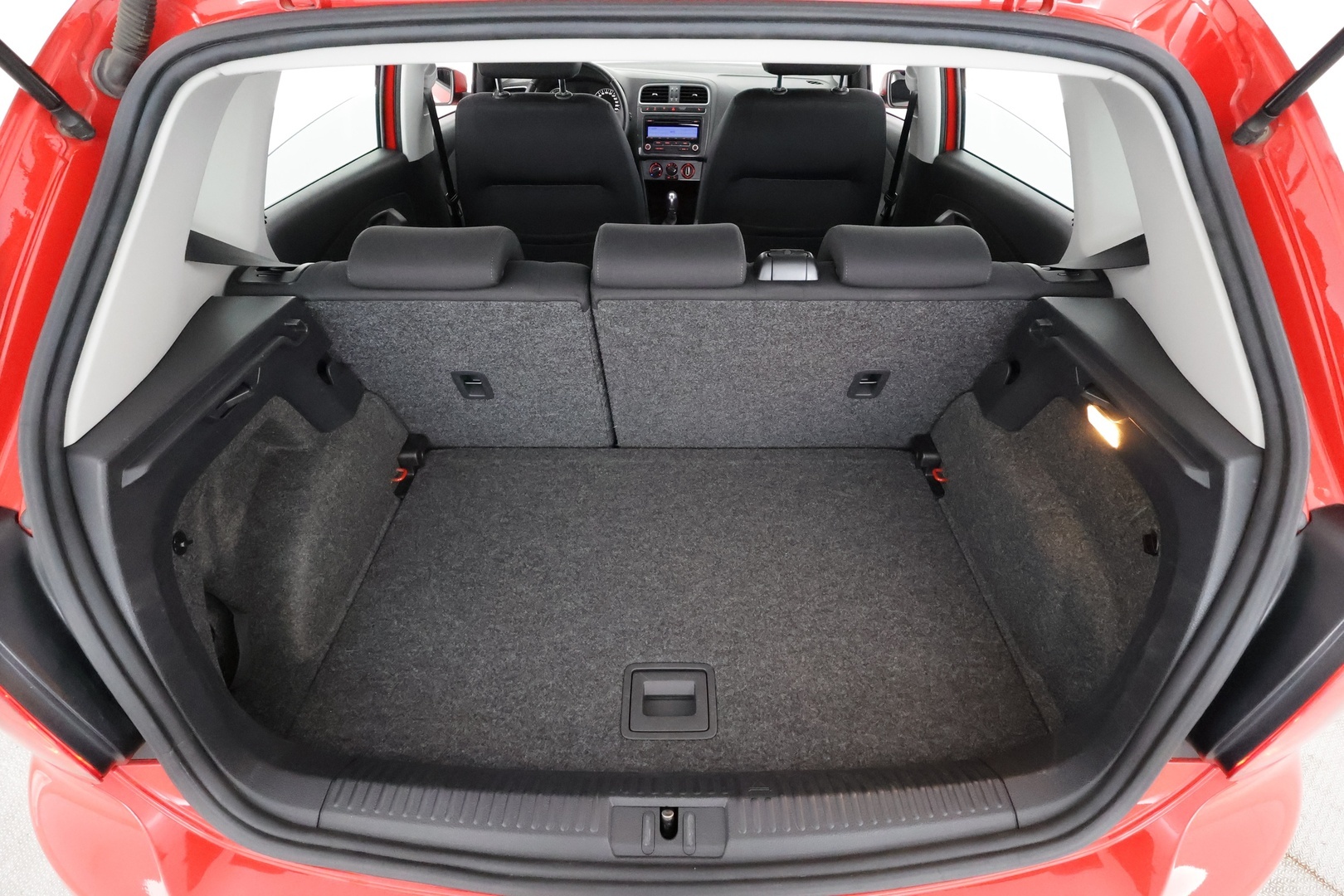 VOLKSWAGEN Polo 2011