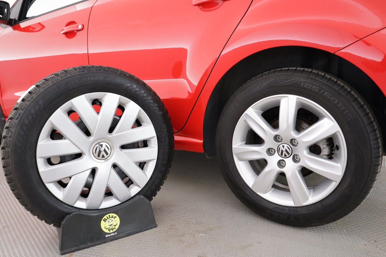 VOLKSWAGEN Polo 2011