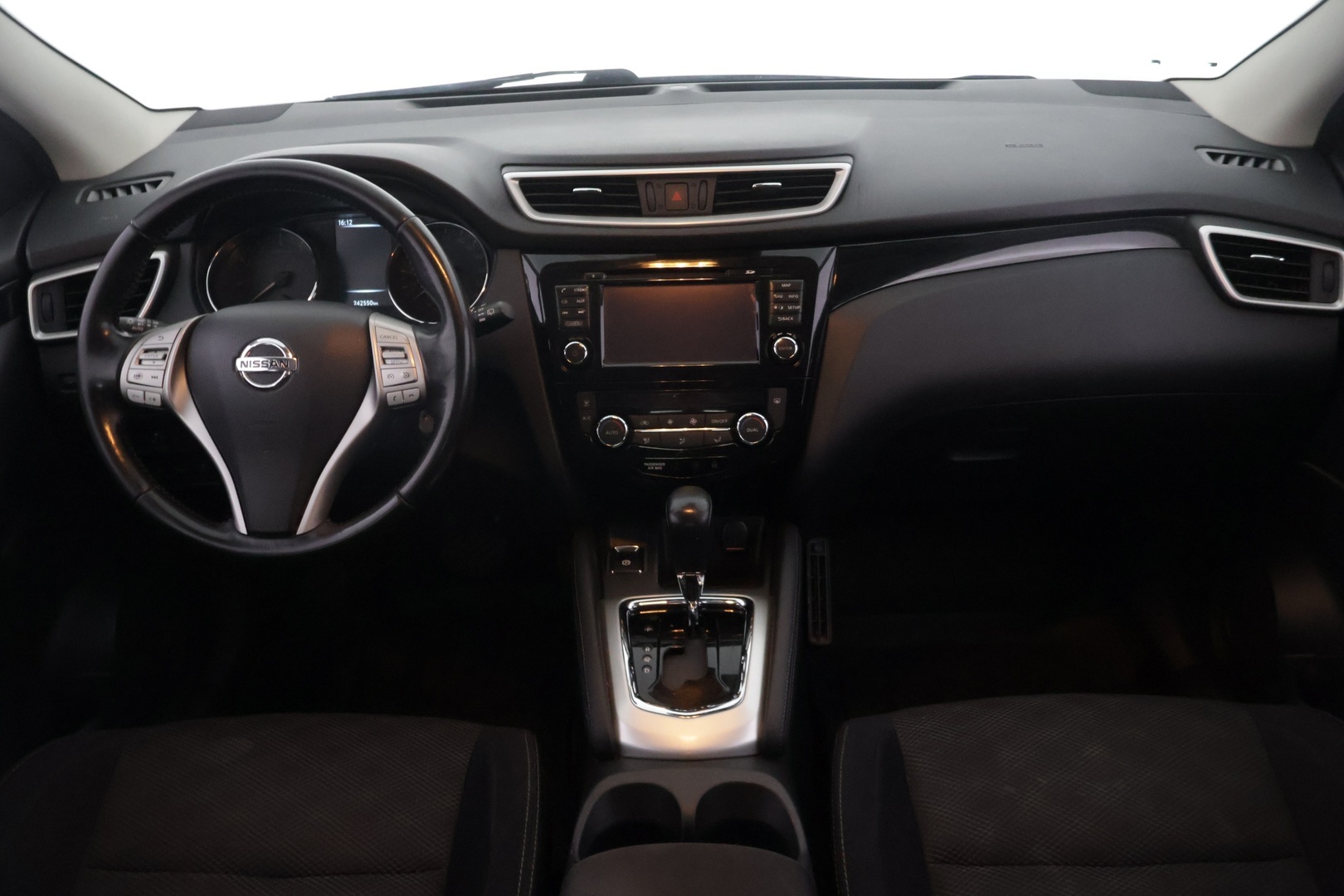 NISSAN Qashqai 2016