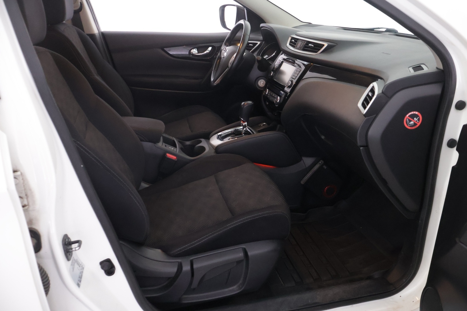 NISSAN Qashqai 2016
