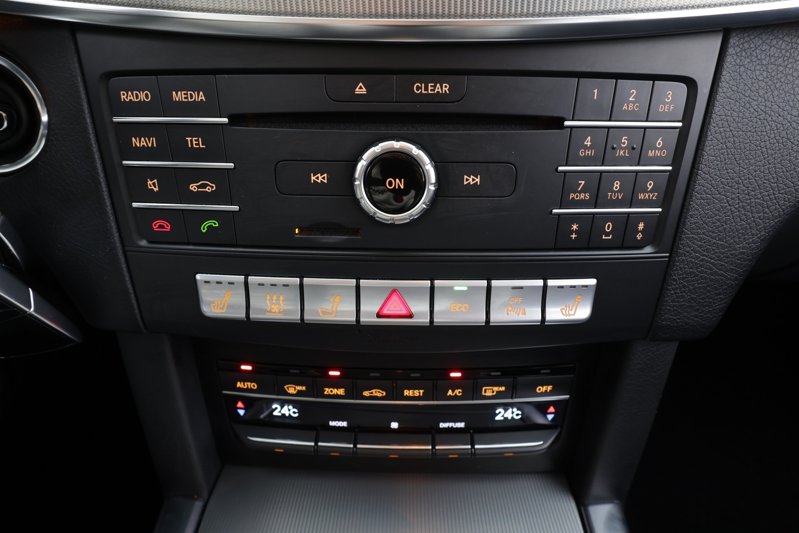 MERCEDES-BENZ E 2016