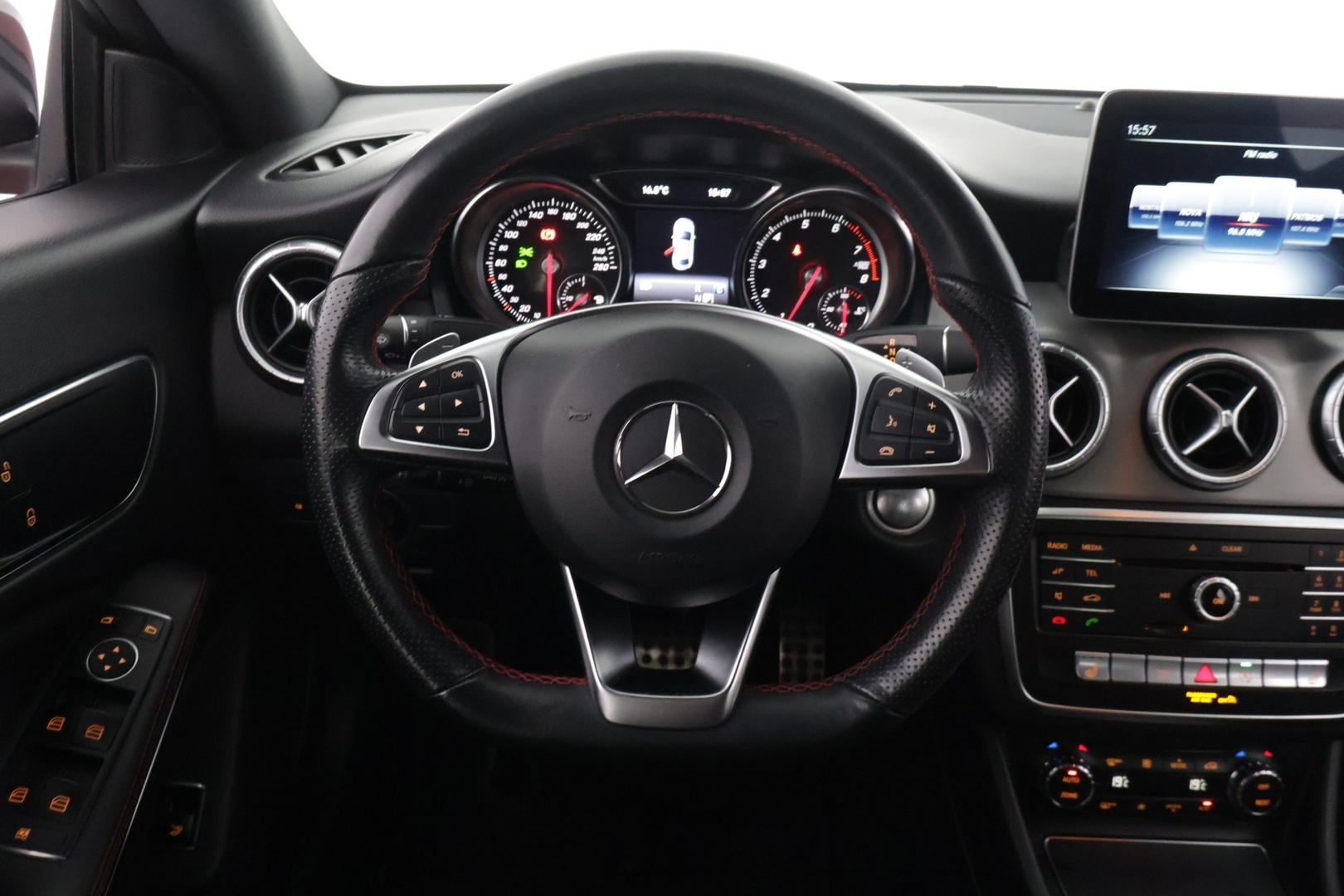 MERCEDES-BENZ CLA 2019