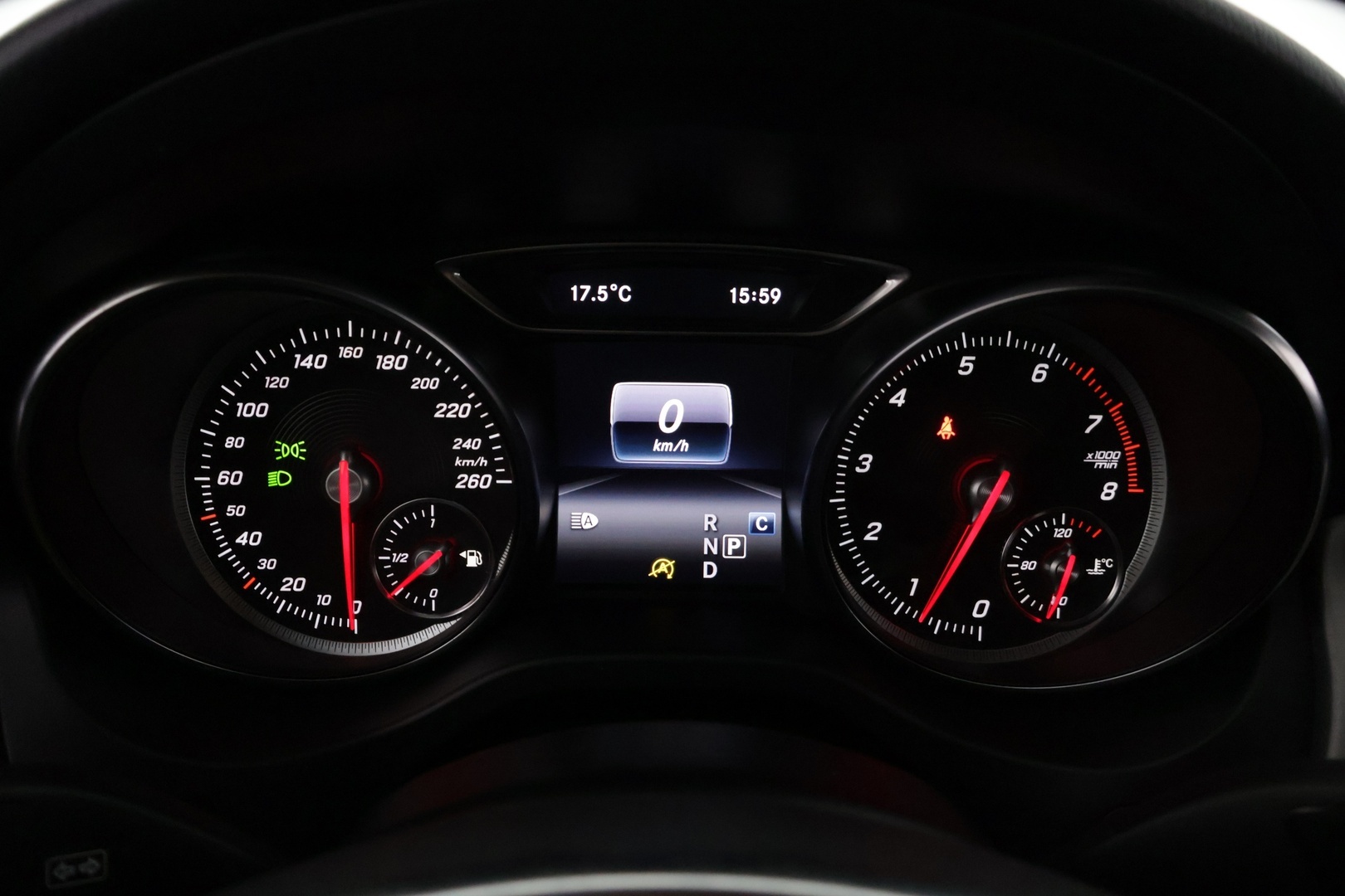 MERCEDES-BENZ CLA 2019