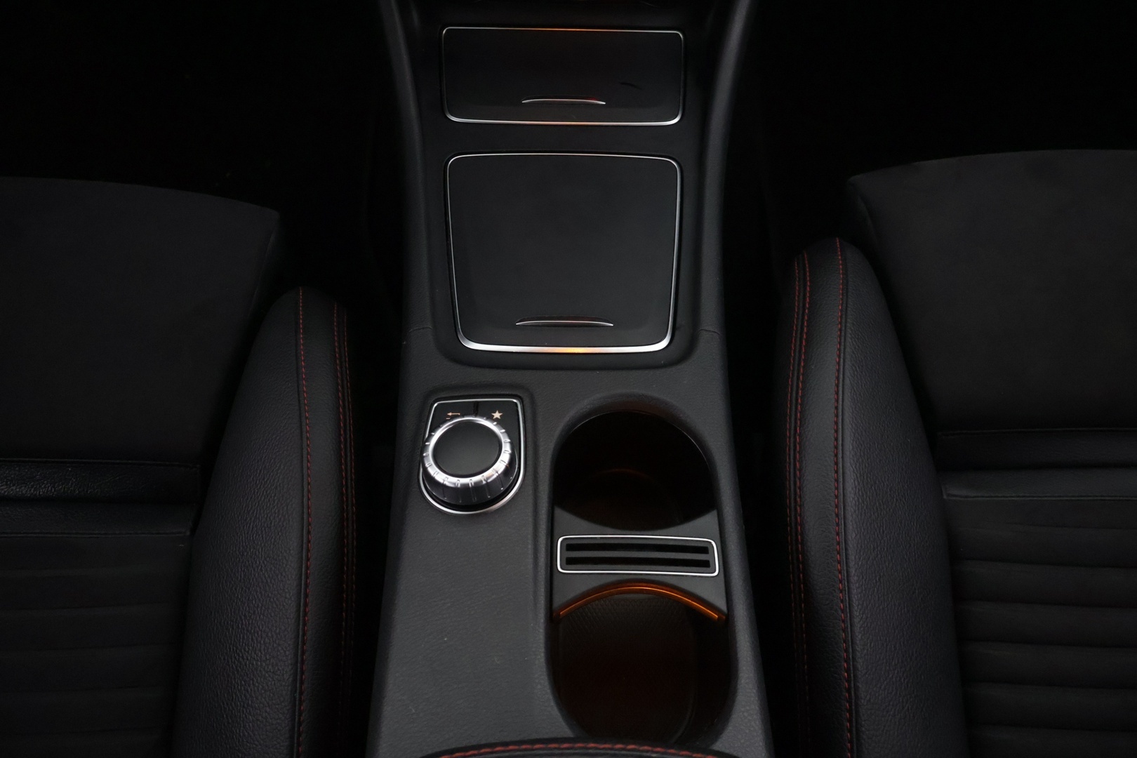 MERCEDES-BENZ CLA 2019