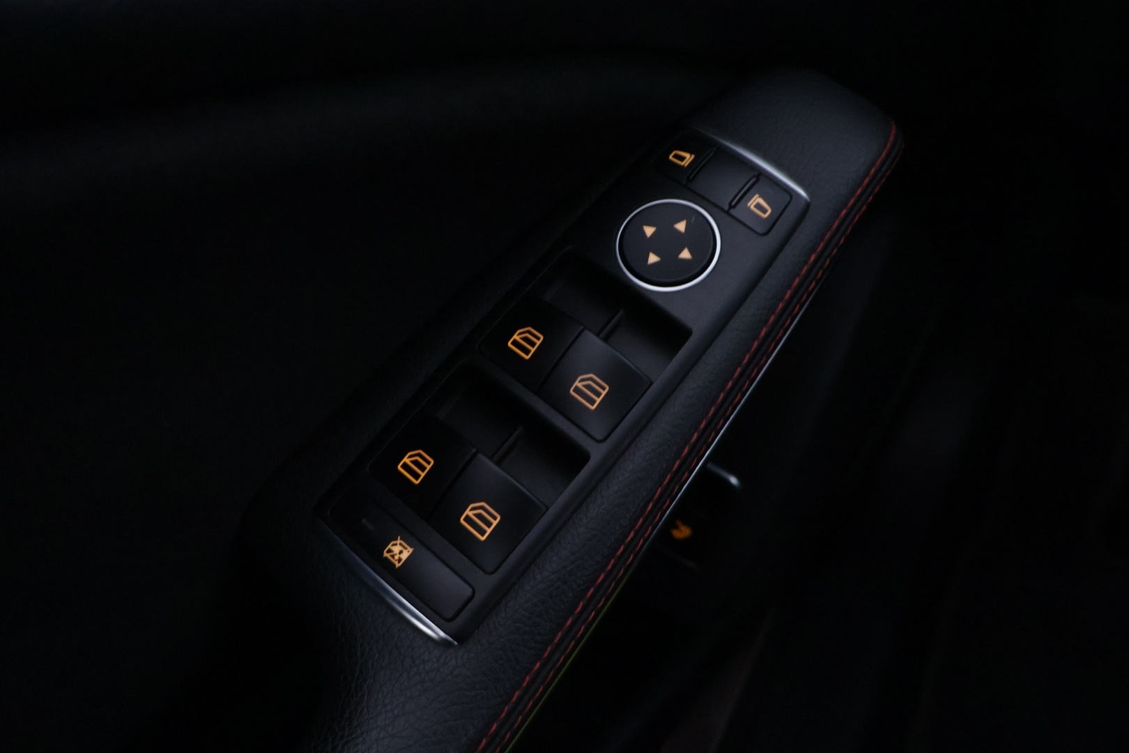 MERCEDES-BENZ CLA 2019