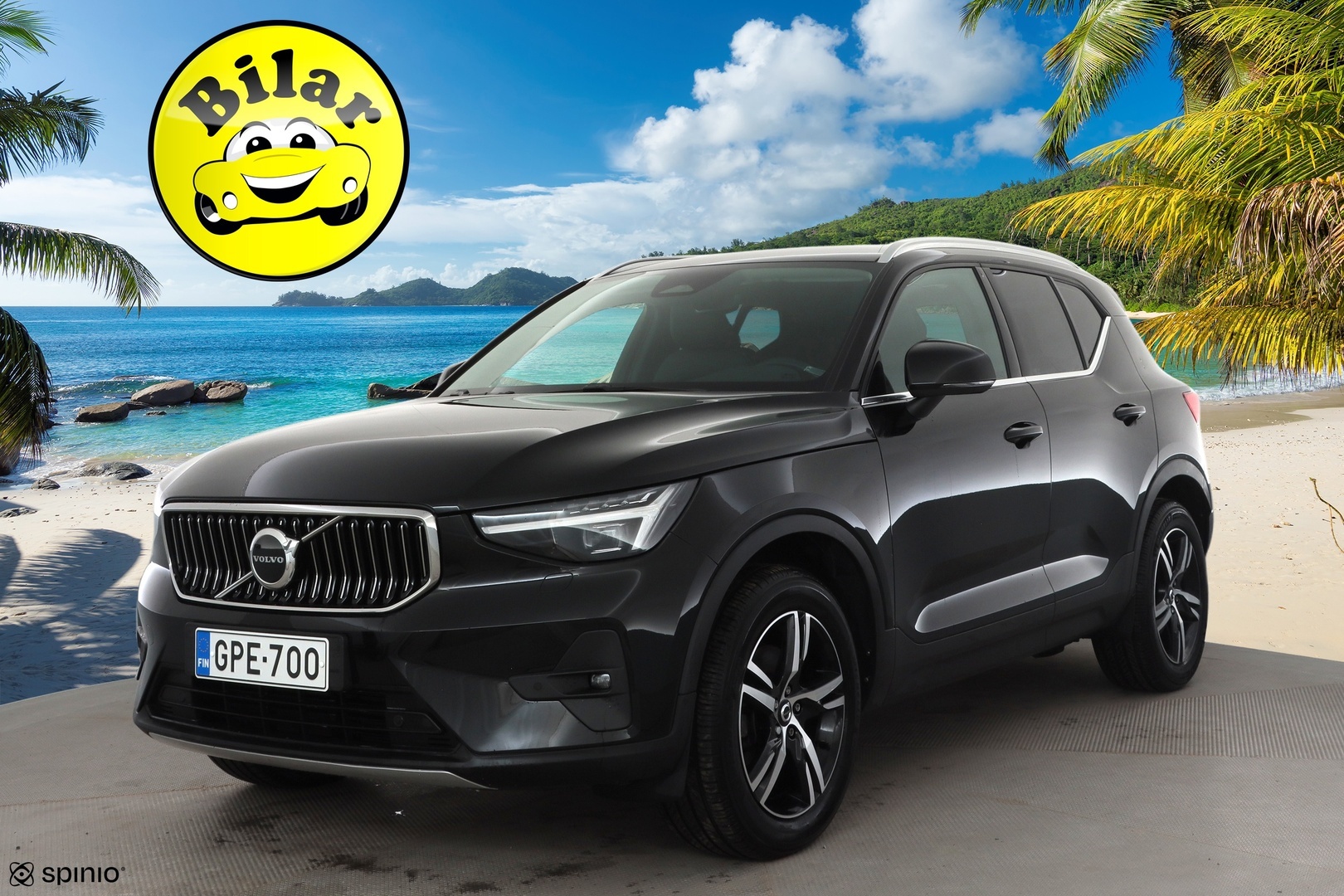VOLVO XC40 2023