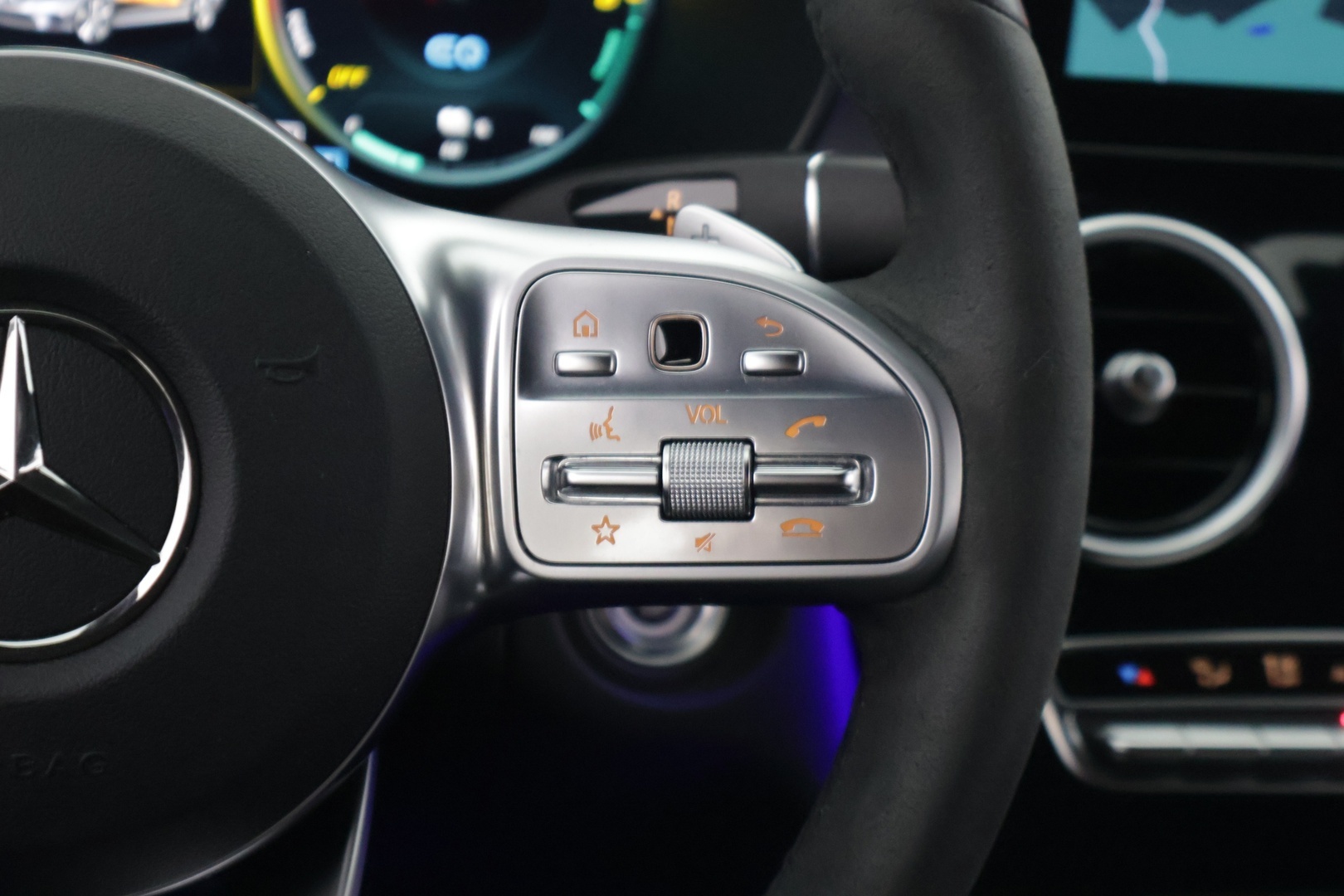 MERCEDES-BENZ C 2021