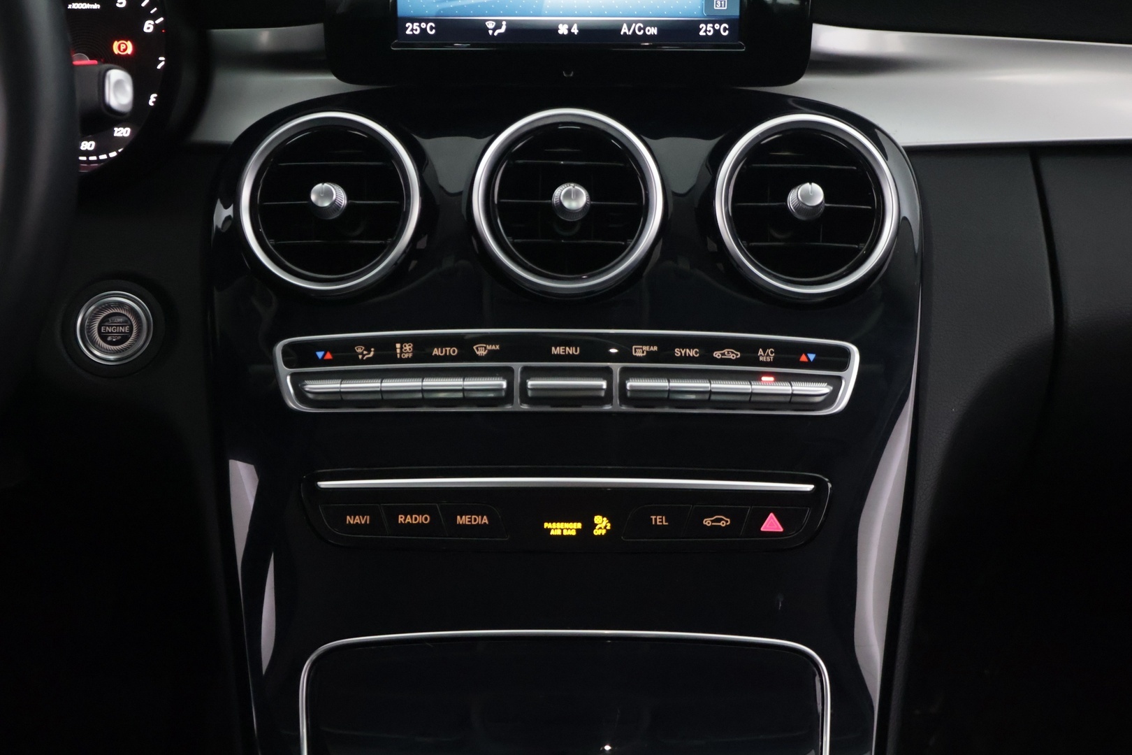 MERCEDES-BENZ C 2020