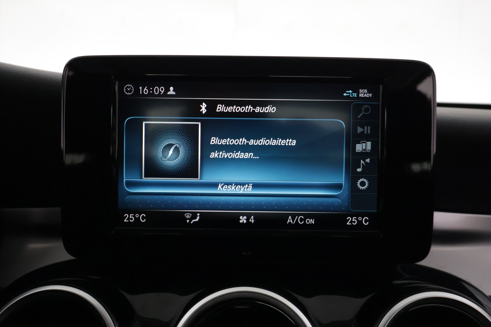 MERCEDES-BENZ C 2020