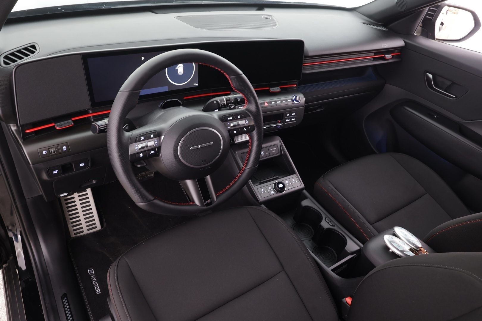 HYUNDAI KONA ELECTRIC 2025