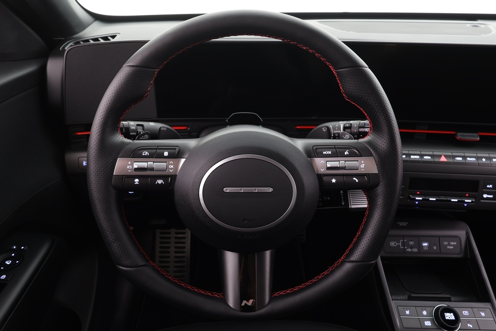 HYUNDAI KONA ELECTRIC 2025