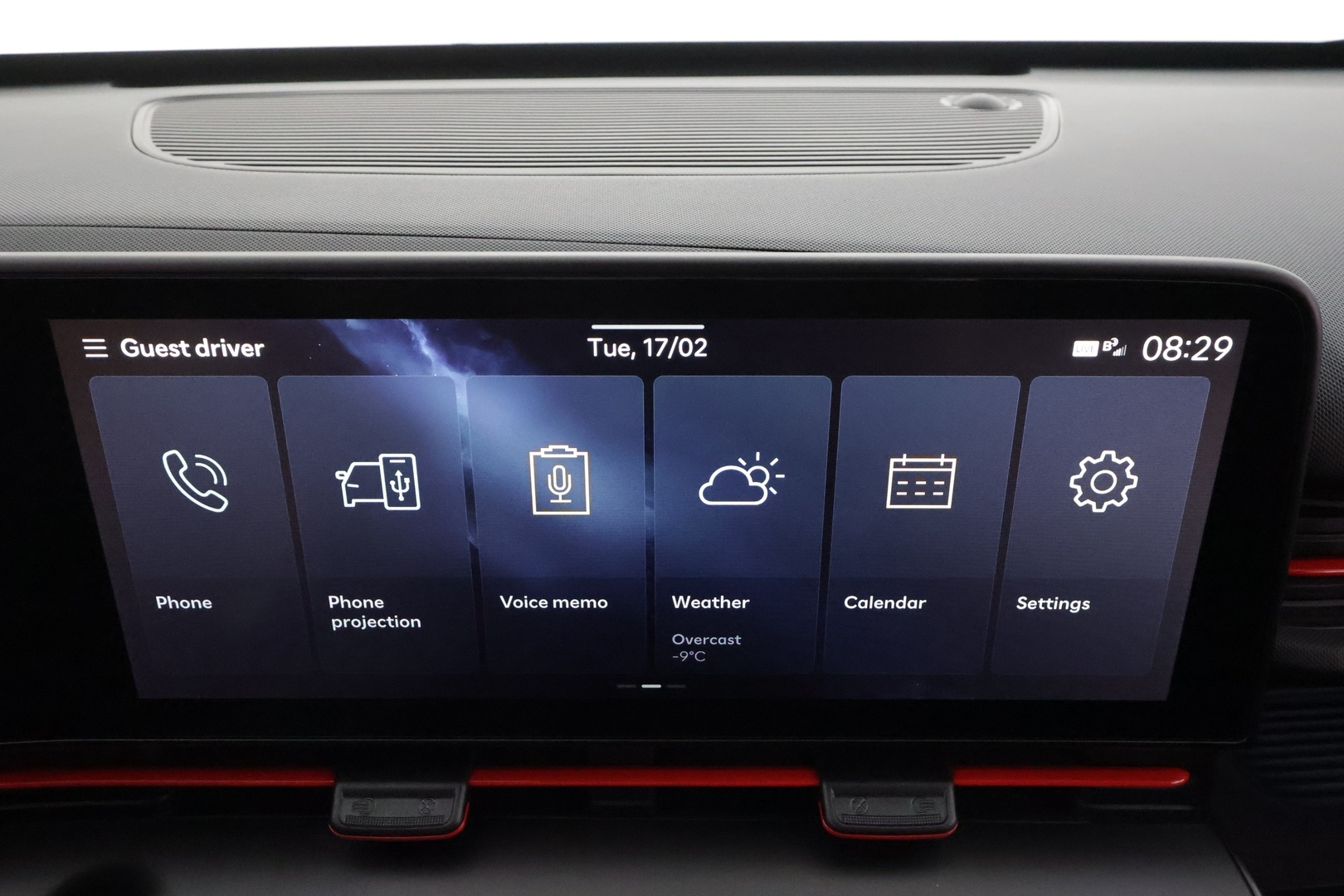 HYUNDAI KONA ELECTRIC 2025