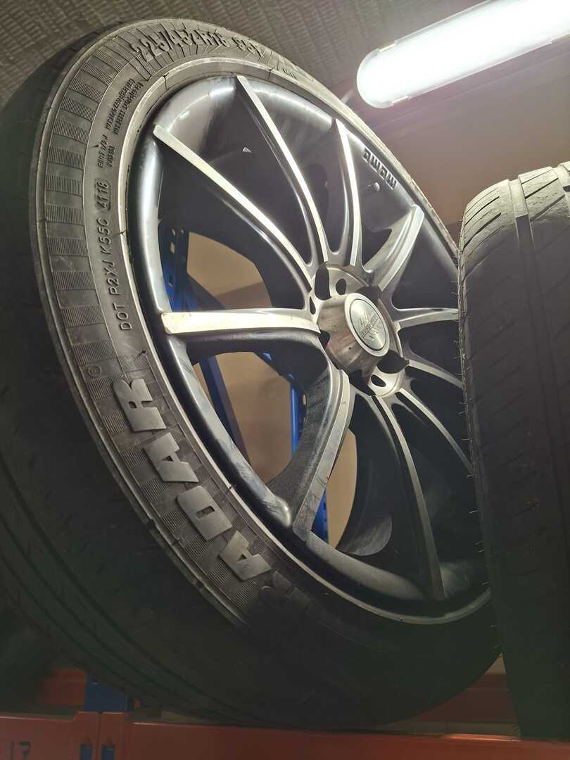 MERCEDES-BENZ E 2009