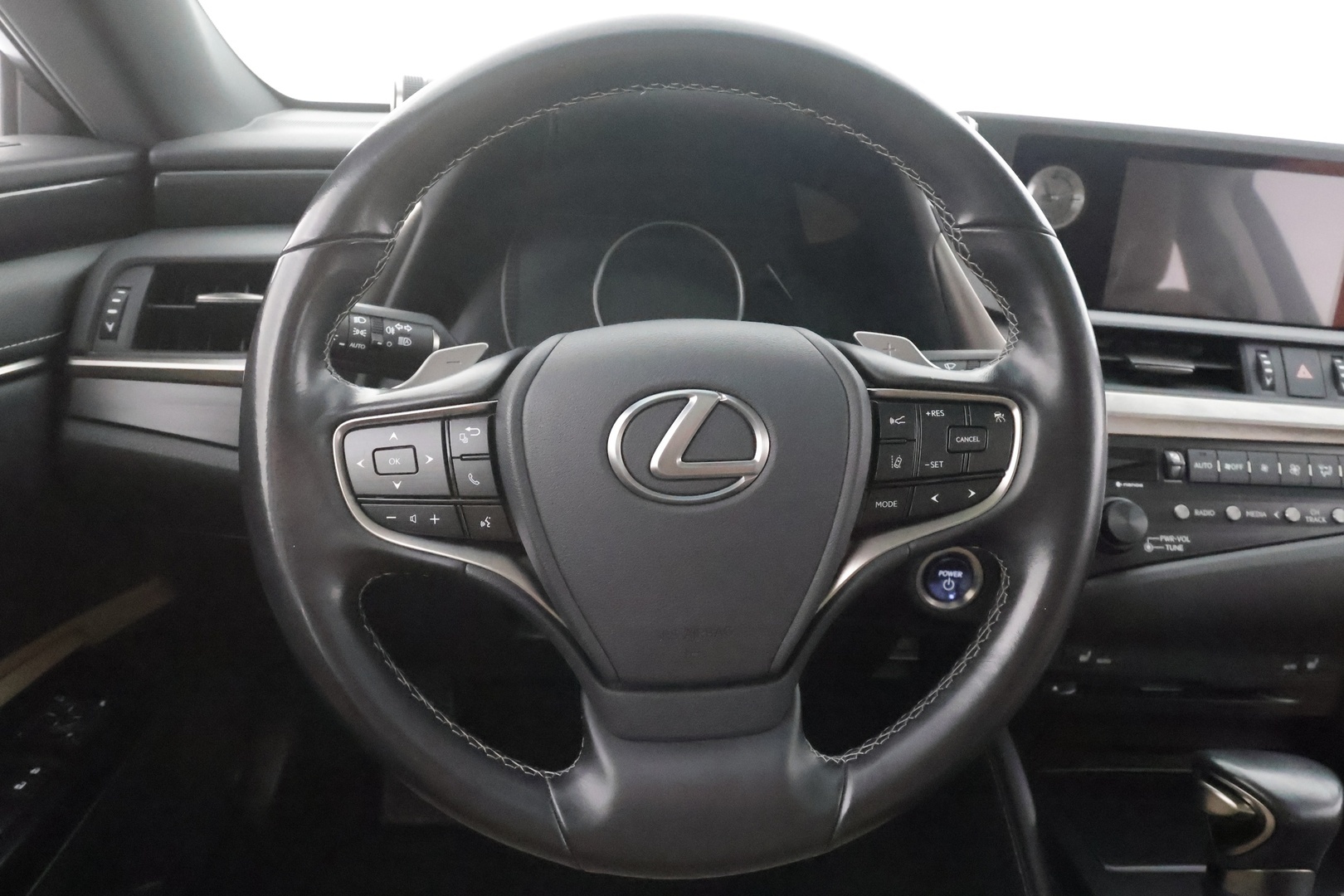 LEXUS ES 2020