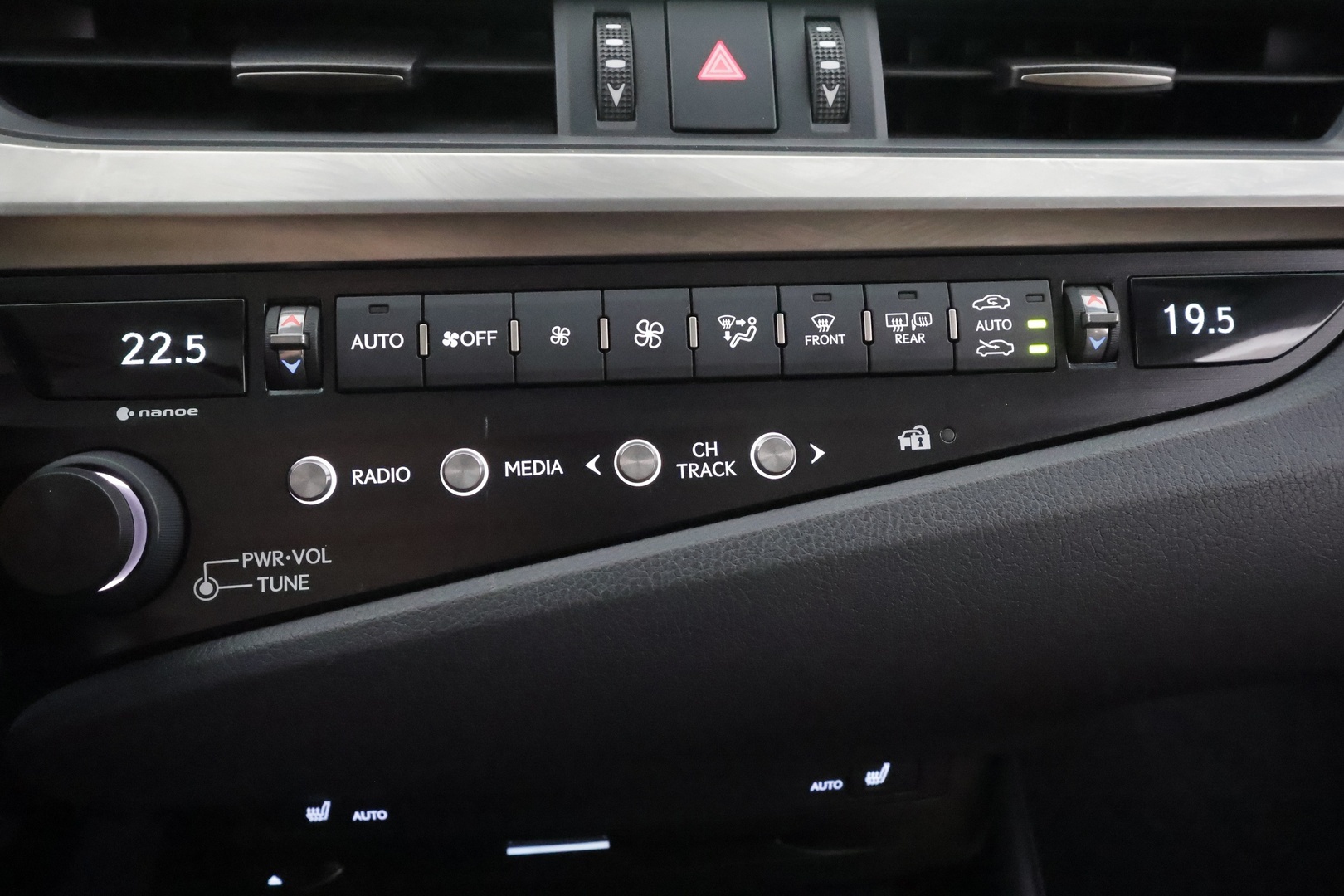 LEXUS ES 2020