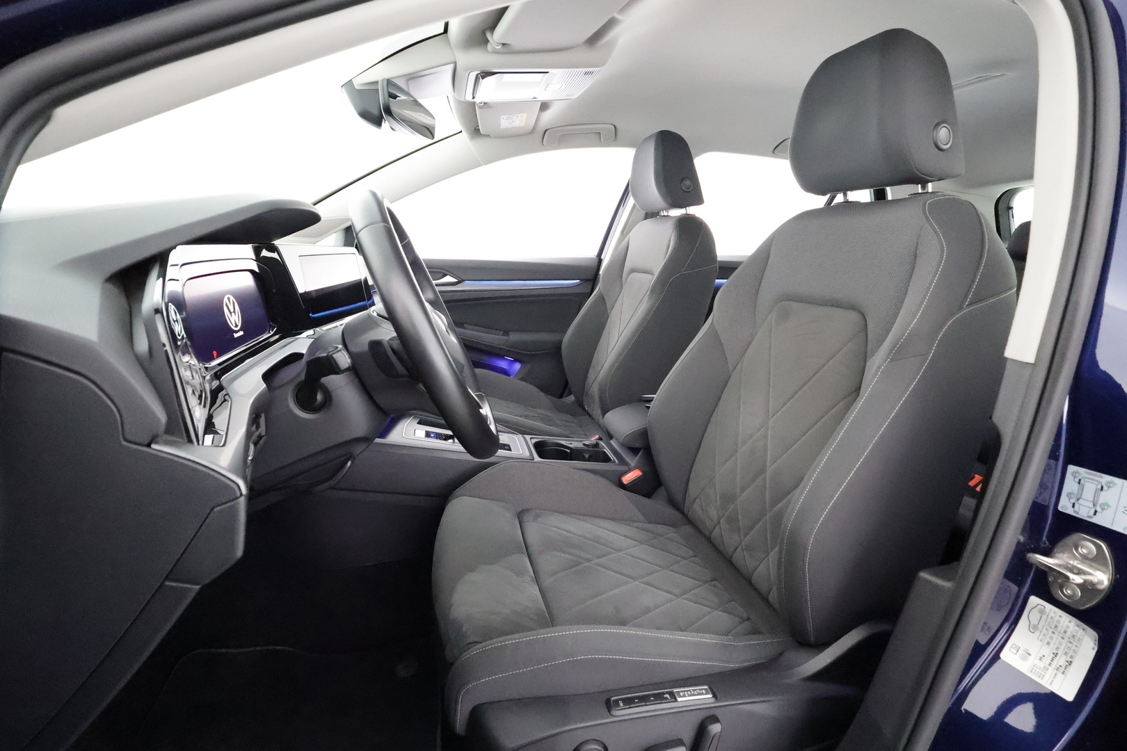 VOLKSWAGEN Golf 2021
