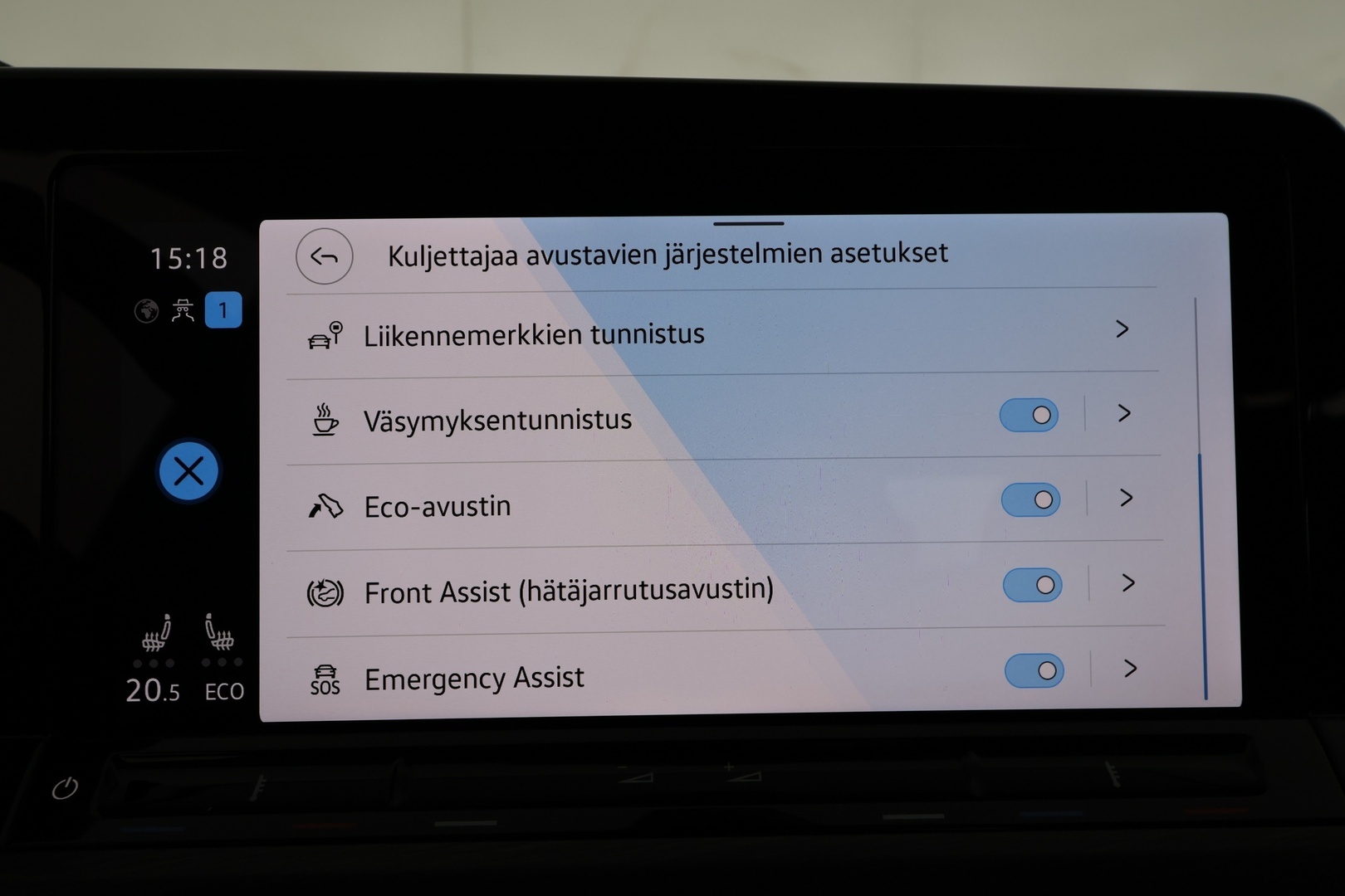 VOLKSWAGEN Golf 2021