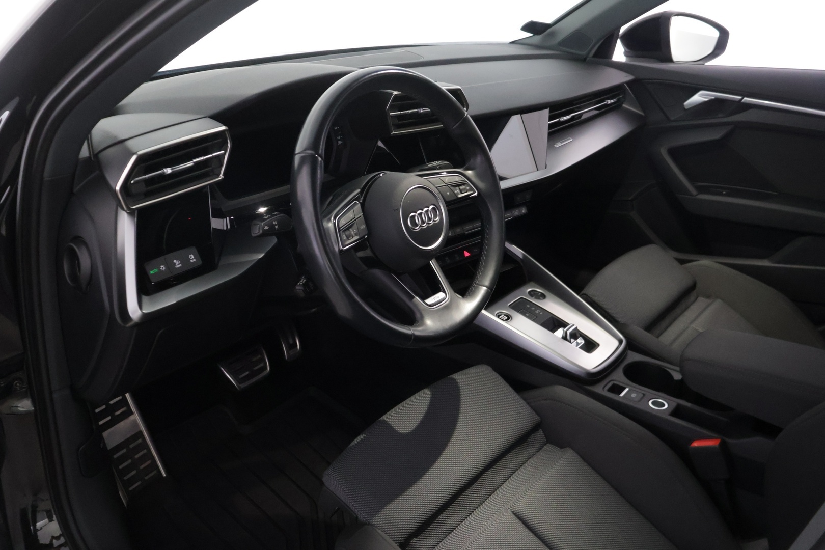 AUDI A3 2021