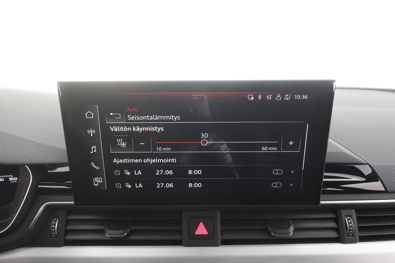 AUDI A4 2021