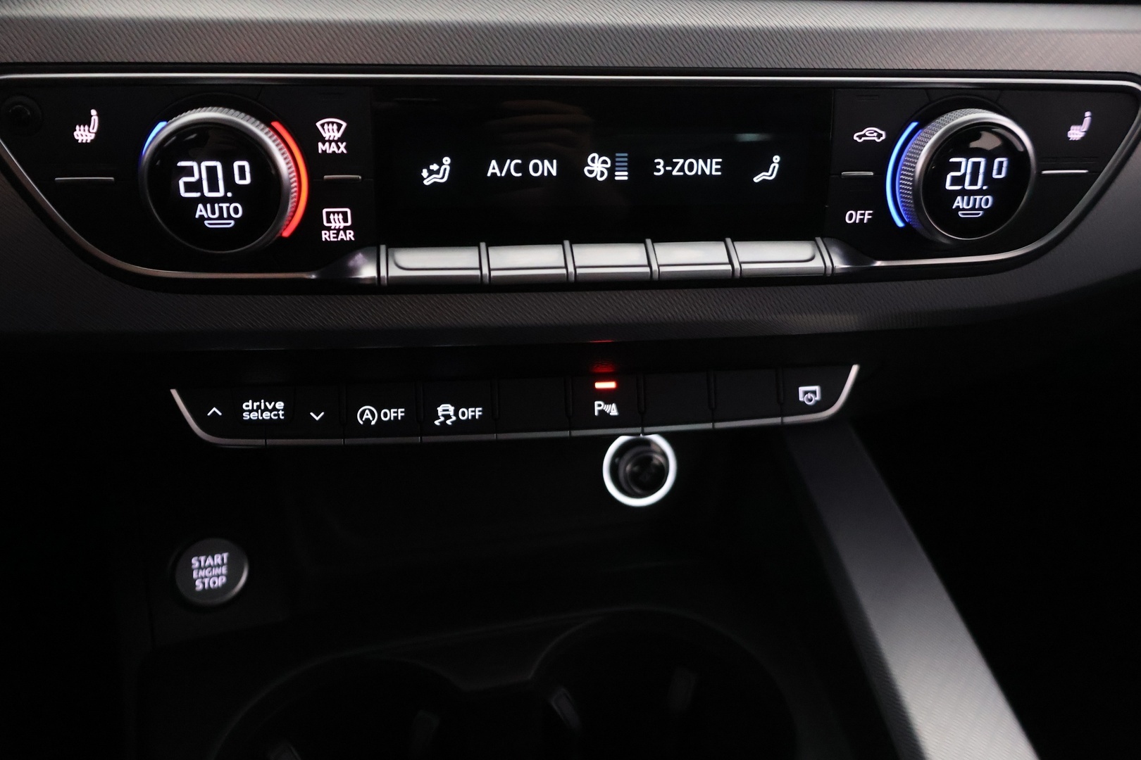 AUDI A4 2017