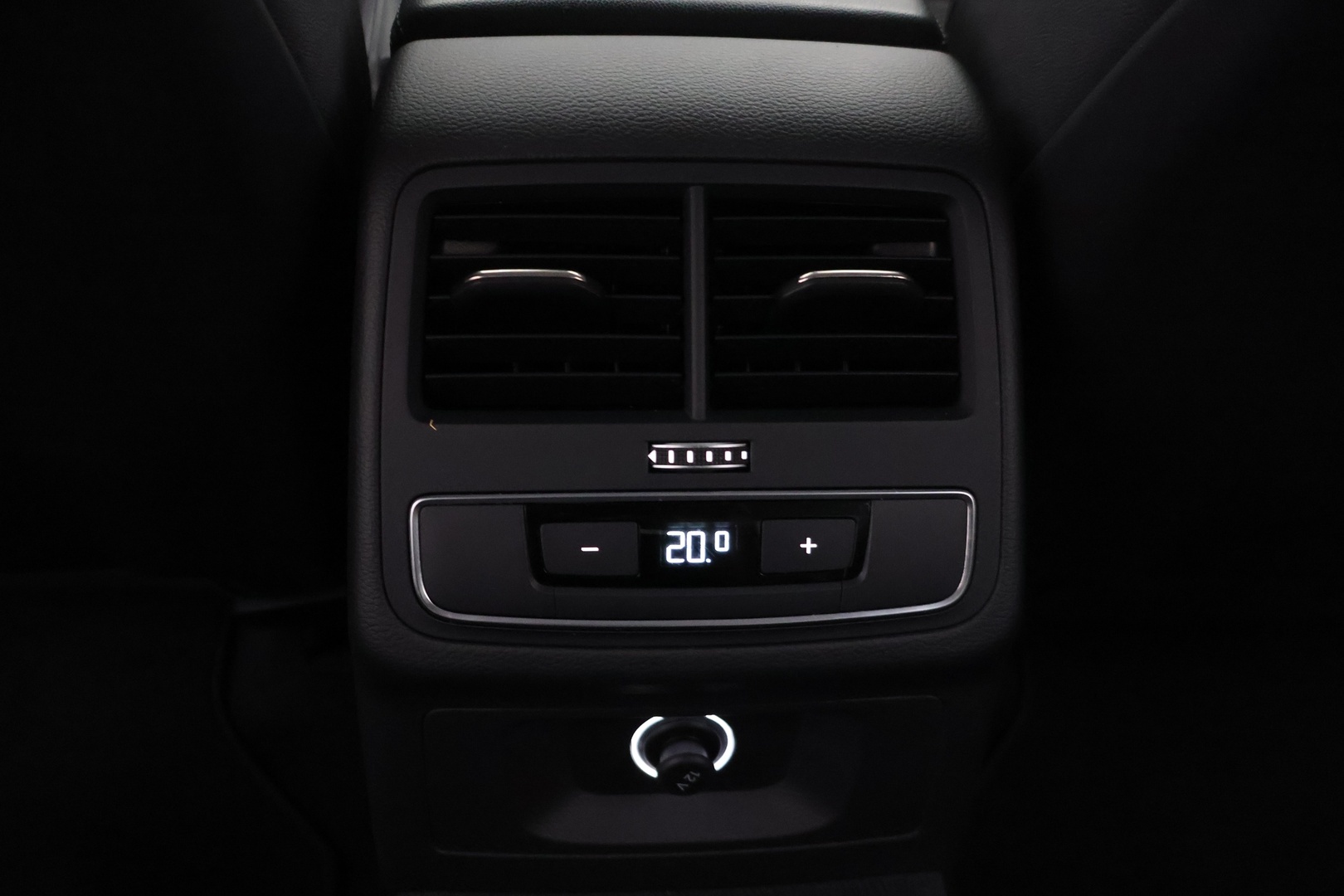 AUDI A4 2017