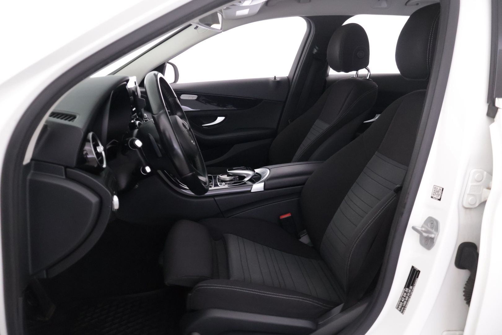 MERCEDES-BENZ C 2015