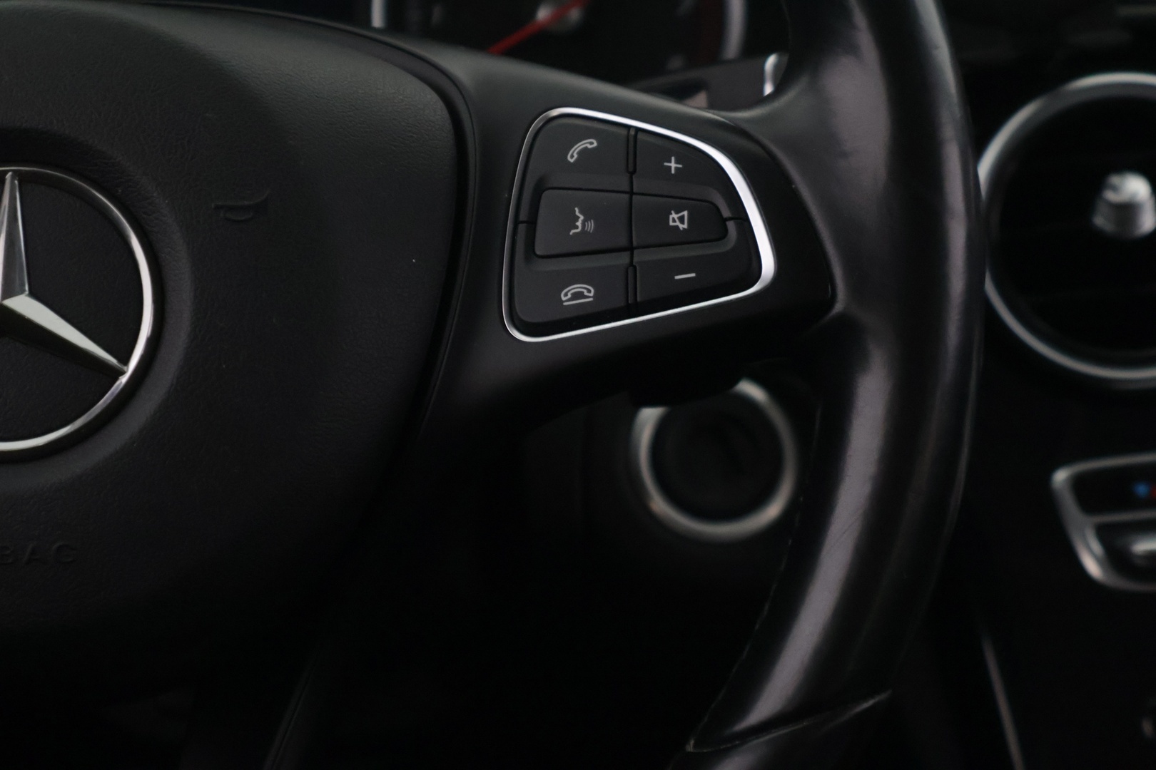 MERCEDES-BENZ C 2015