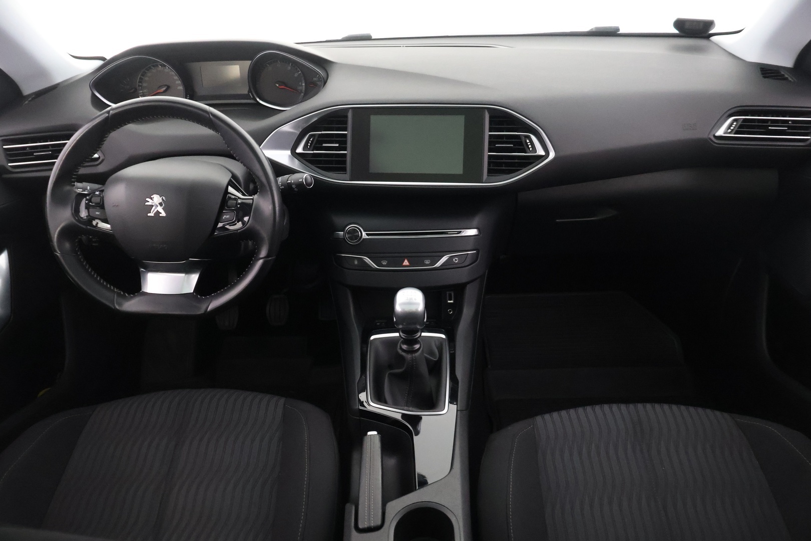 PEUGEOT 308 2015