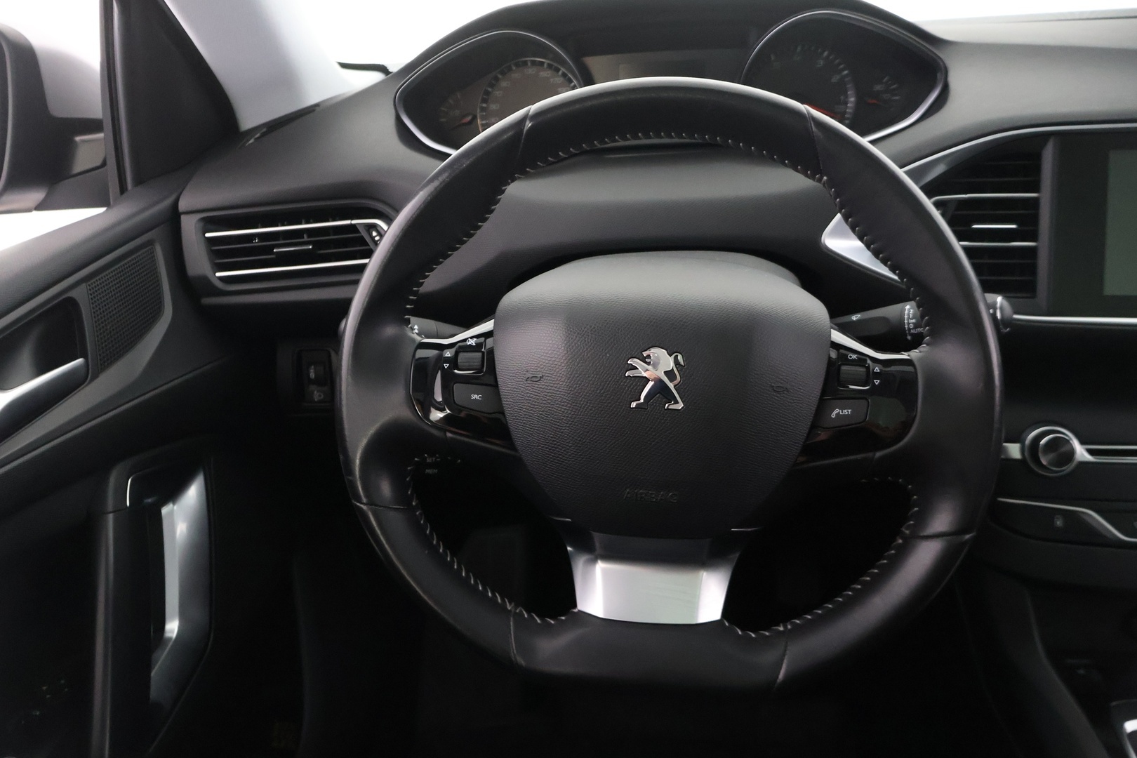 PEUGEOT 308 2015