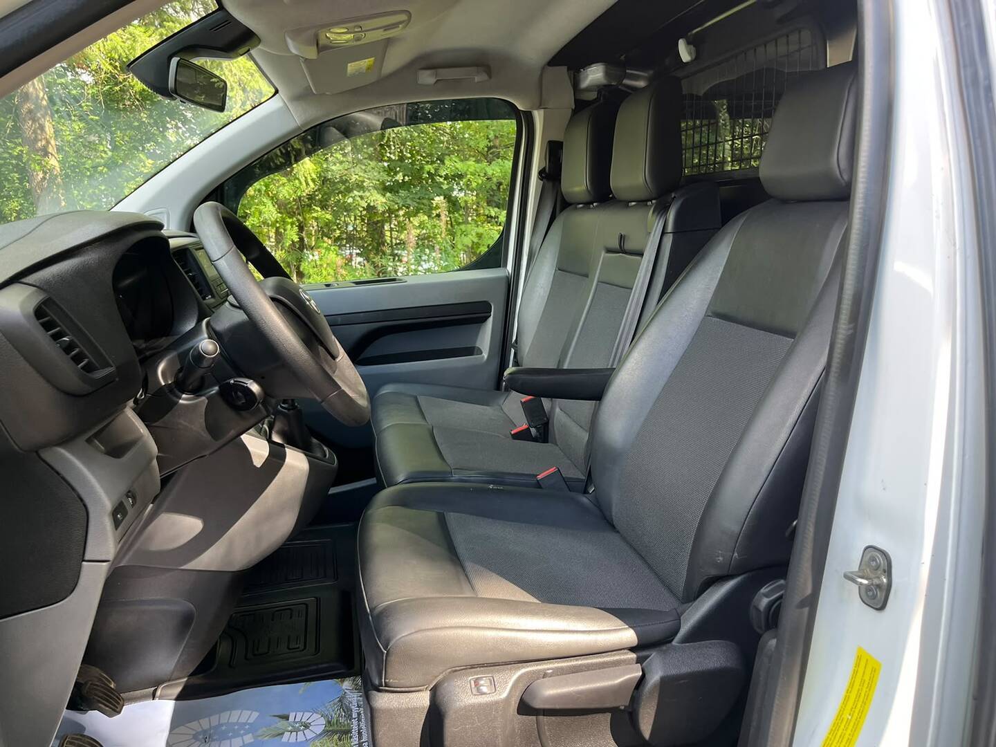 TOYOTA Proace 2021