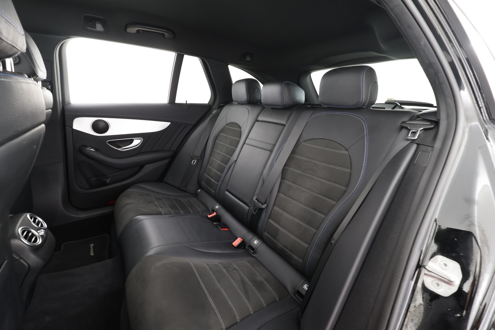 MERCEDES-BENZ C 2020