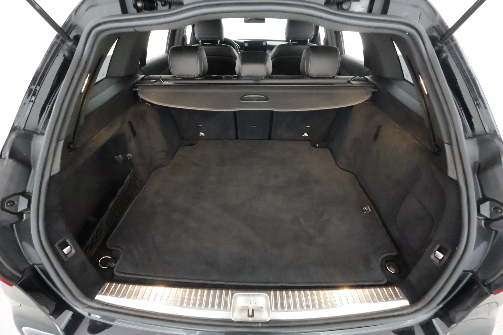 MERCEDES-BENZ C 2020