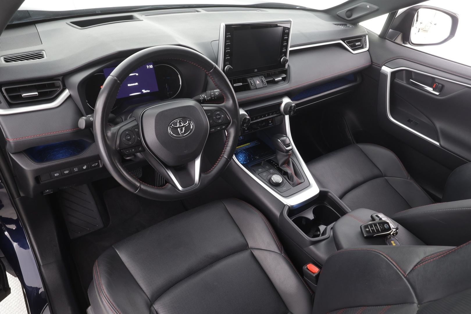 TOYOTA RAV4 Plug-in 2021