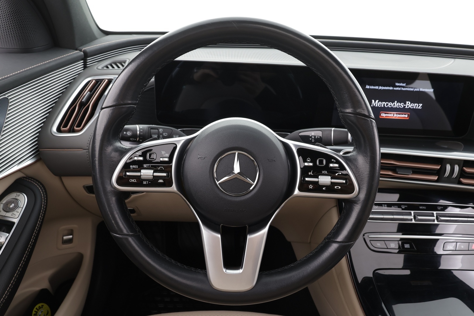 MERCEDES-BENZ EQC 2022