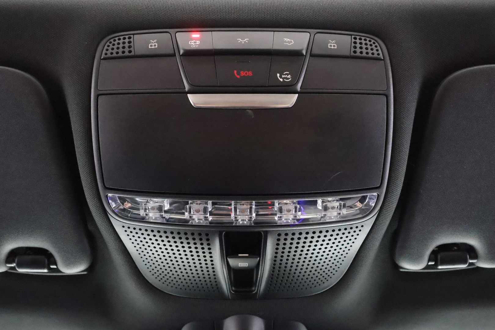 MERCEDES-BENZ EQC 2022