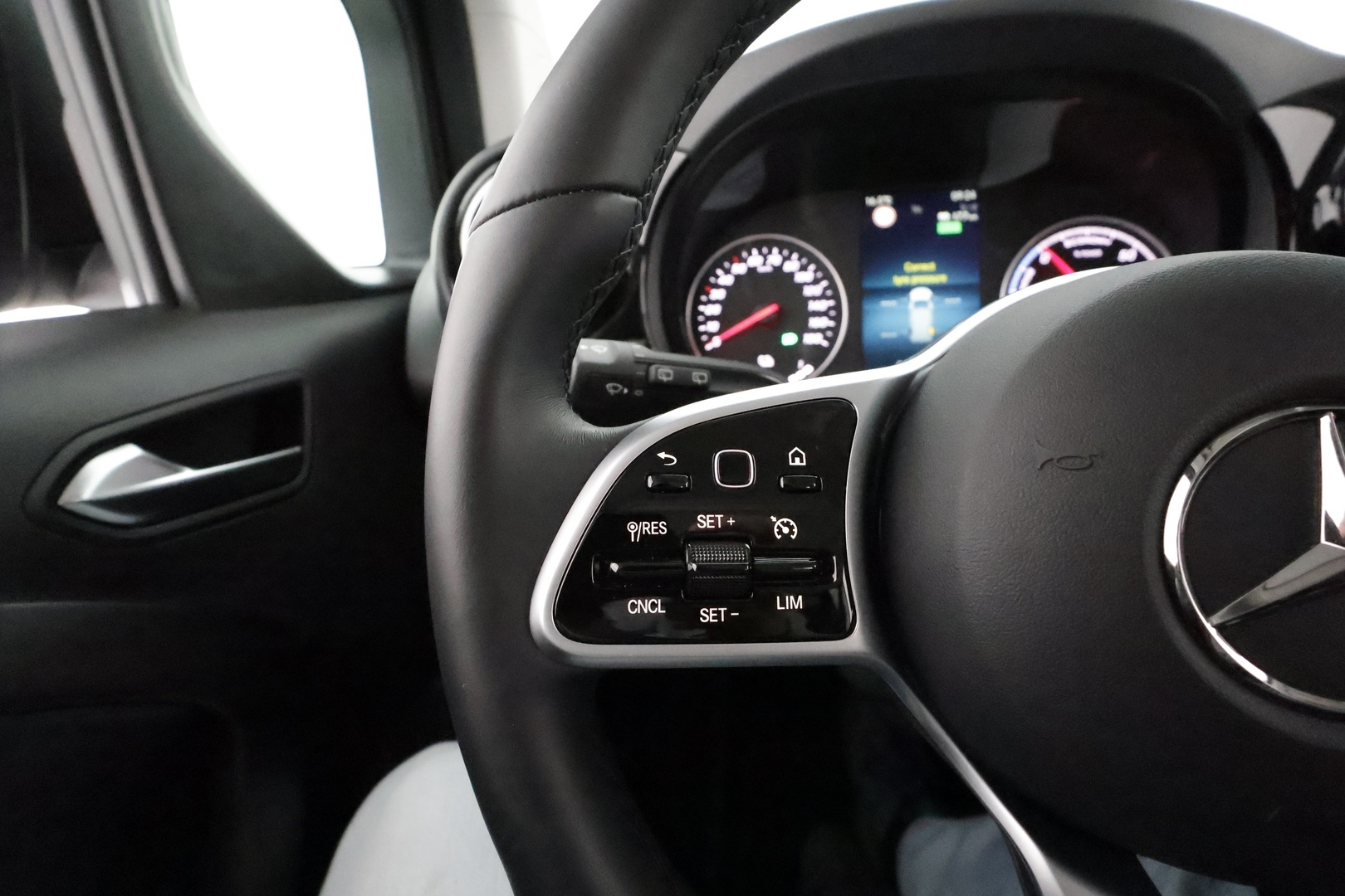 MERCEDES-BENZ Citan 2023