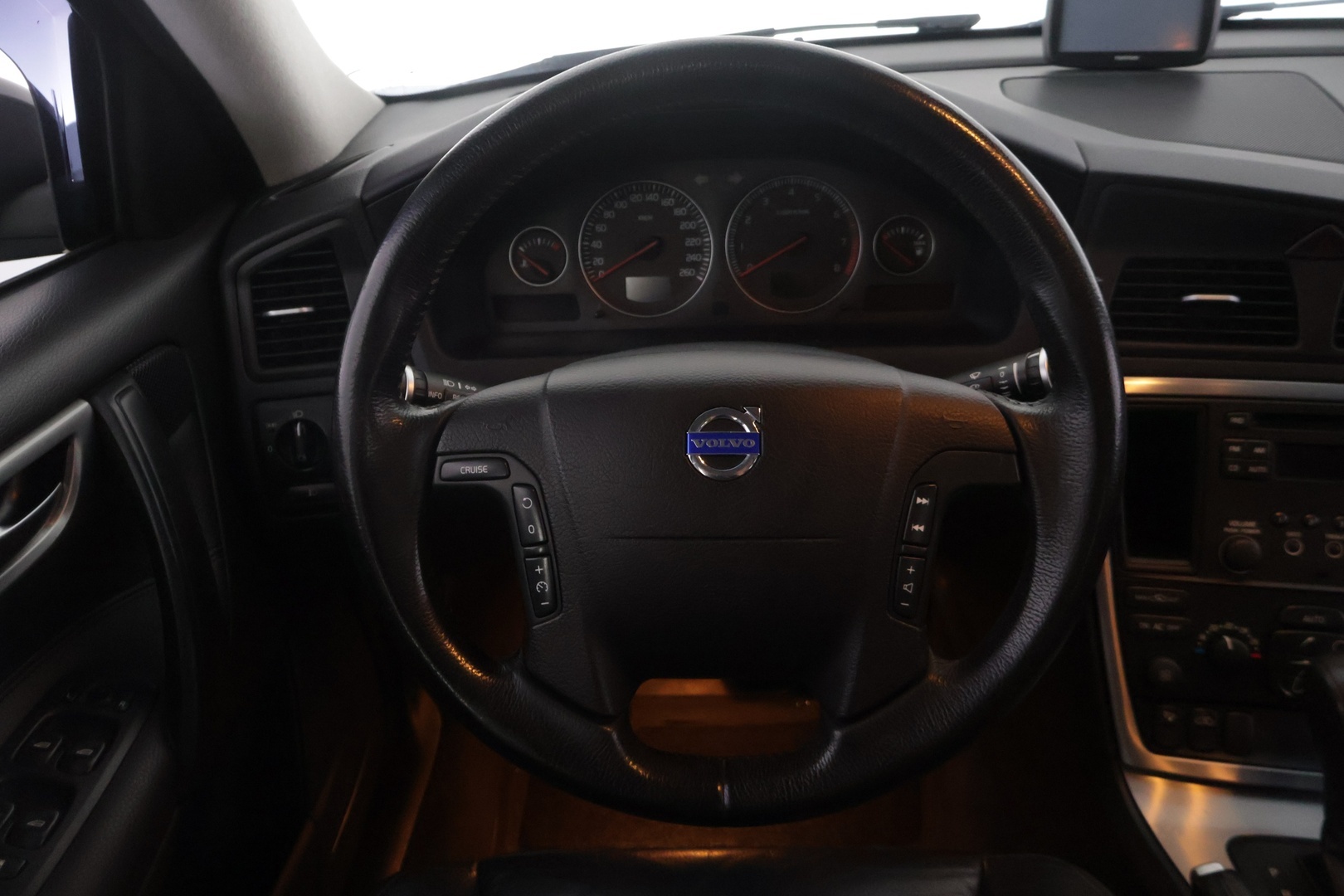 VOLVO V70 2007